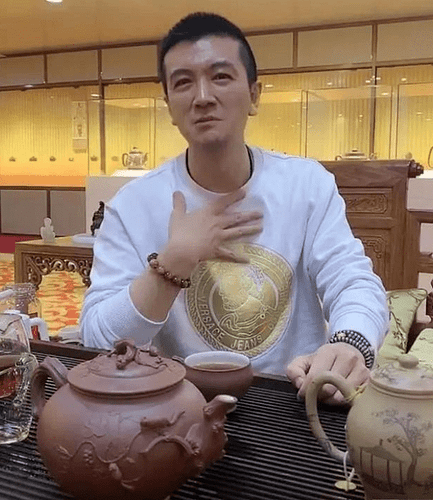90岁母亲成赚钱工具?一顿早餐拆穿杨子的